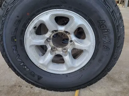 31.10.5r15 А/Т 24год с дисками Mitsubishi 7j ET + 10 за 145 000 тг. в Алматы – фото 8