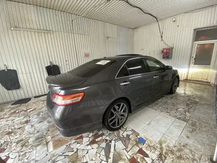 Toyota Camry 2011 года за 4 500 000 тг. в Актау – фото 5
