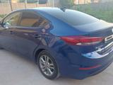 Hyundai Elantra 2018 годаfor7 500 000 тг. в Шымкент – фото 5