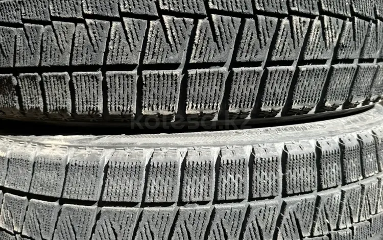 225/40/18 Bridgestone. Два (2) баллона за 22 000 тг. в Алматы