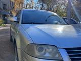 Volkswagen Passat 2004 годаүшін2 300 000 тг. в Петропавловск