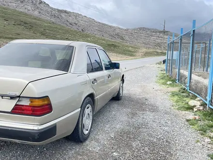 Mercedes-Benz E 230 1989 года за 1 600 000 тг. в Шымкент – фото 3