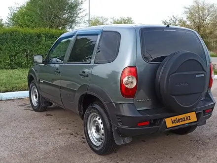 Chevrolet Niva 2014 года за 3 000 000 тг. в Караганда – фото 2