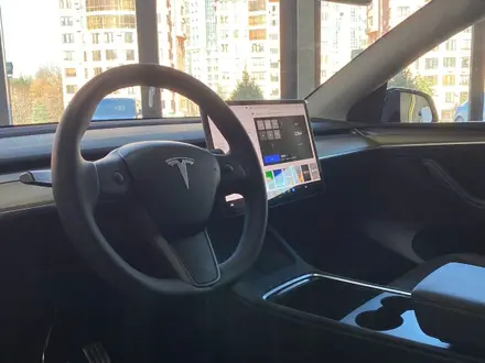 Tesla Model Y 2022 года за 39 000 000 тг. в Алматы – фото 8