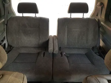 Nissan Elgrand 1999 года за 6 150 000 тг. в Усть-Каменогорск – фото 32