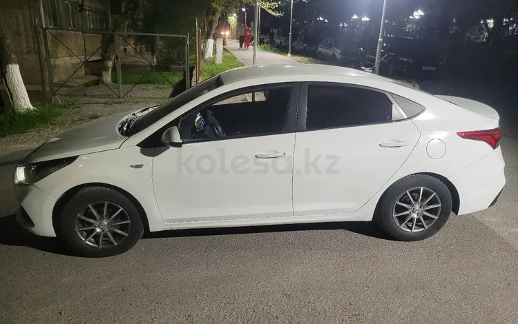 Hyundai Solaris 2017 года за 4 700 000 тг. в Актобе