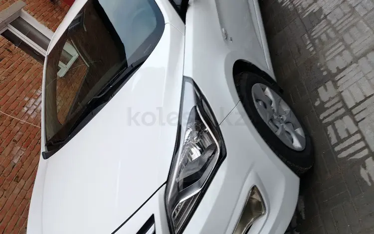 Hyundai Accent 2015 годаfor5 500 000 тг. в Усть-Каменогорск