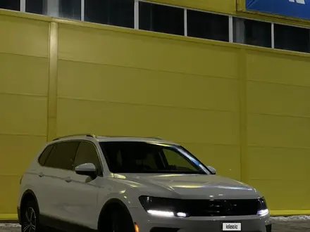 Volkswagen Tiguan 2018 года за 9 200 000 тг. в Уральск – фото 4
