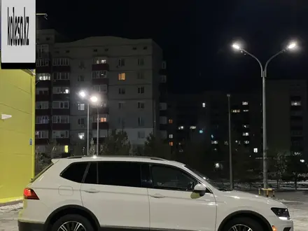 Volkswagen Tiguan 2018 года за 9 200 000 тг. в Уральск – фото 6