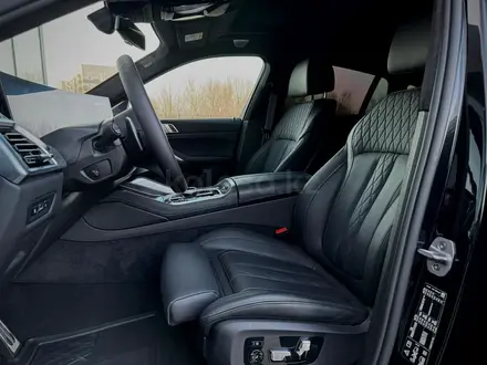 BMW X6 2025 года за 68 000 000 тг. в Астана – фото 11