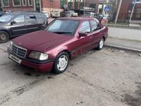 Mercedes-Benz C 180 1993 года за 1 200 000 тг. в Астана