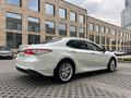 Toyota Camry 2020 годаfor13 500 000 тг. в Алматы – фото 10