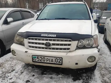 Аварийных и целых машин марки мерседес в Алматы – фото 4
