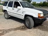 Jeep Grand Cherokee 1995 годаfor1 650 000 тг. в Караганда – фото 2