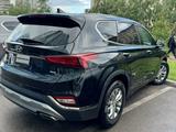 Hyundai Santa Fe 2019 годаүшін10 000 000 тг. в Астана