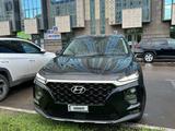 Hyundai Santa Fe 2019 года за 10 000 000 тг. в Астана – фото 4