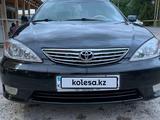 Toyota Camry 2002 годаүшін4 050 000 тг. в Алматы – фото 4