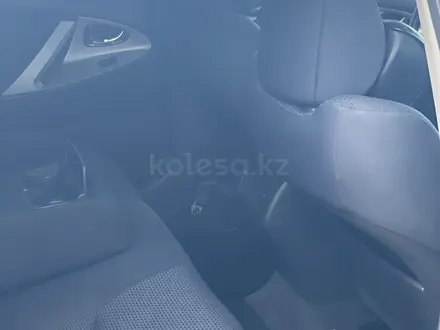 Toyota Camry 2011 года за 4 750 000 тг. в Атырау – фото 15