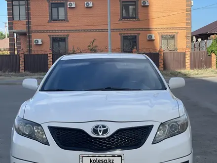 Toyota Camry 2011 года за 4 750 000 тг. в Атырау – фото 5