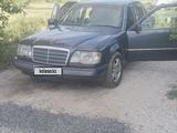 Mercedes-Benz E 220 1994 года за 2 450 000 тг. в Астана