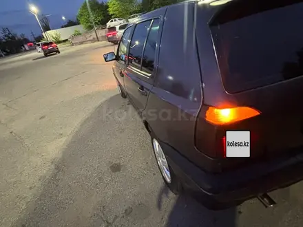 Volkswagen Golf 1993 года за 900 000 тг. в Алматы – фото 14