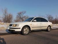 Volkswagen Passat 1998 годаfor1 500 000 тг. в Алматы