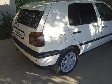 Volkswagen Golf 1993 года за 1 700 000 тг. в Сарыагаш – фото 2