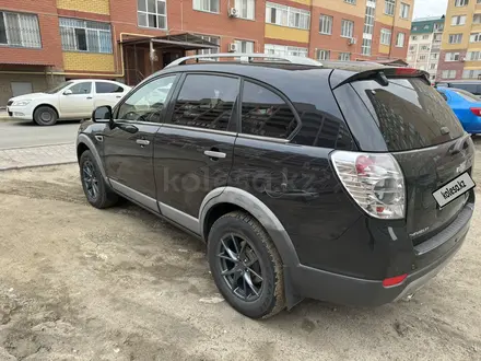 Chevrolet Captiva 2013 года за 7 500 000 тг. в Атырау – фото 7