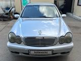 Mercedes-Benz C 320 2000 года за 2 800 000 тг. в Алматы