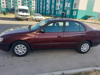 Toyota Carina E, 1997