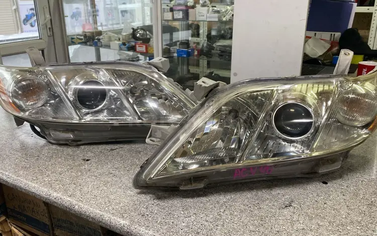 Фары фара Toyota Camry 40 ксенон 06-09 год. Оригинал из Японии за 100 000 тг. в Караганда