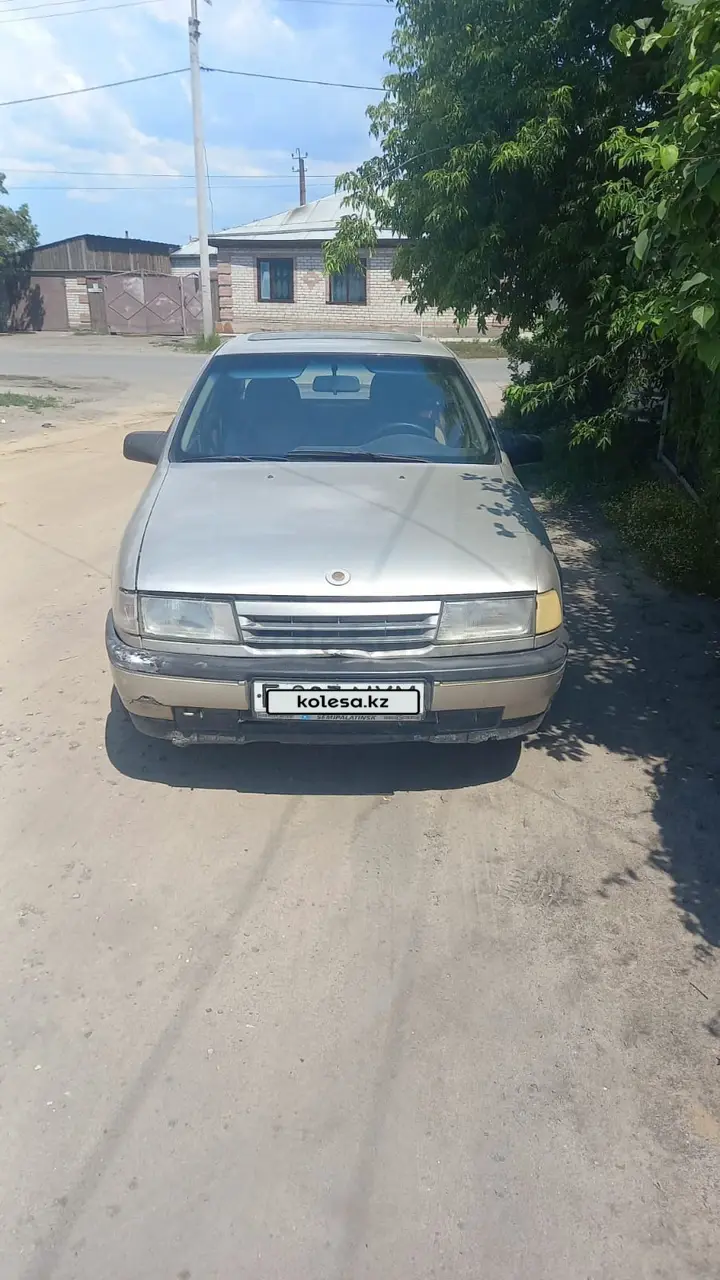 Opel Vectra, 1992