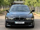 BMW 528 1998 годаүшін3 600 000 тг. в Алматы