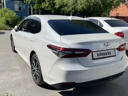 Toyota Camry 2023 года за 17 500 000 тг. в Караганда – фото 4