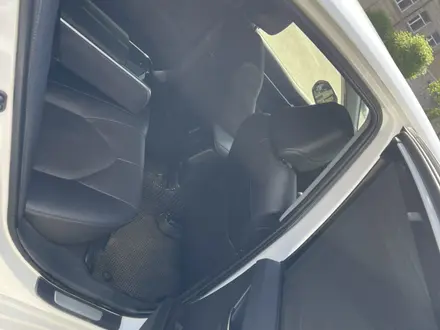 Toyota Camry 2023 года за 17 500 000 тг. в Караганда – фото 7