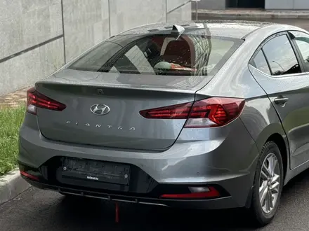 Hyundai Elantra 2019 года за 8 000 000 тг. в Алматы – фото 2