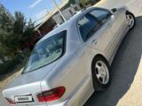 Mercedes-Benz E 200 1998 года за 3 500 000 тг. в Кызылорда – фото 2