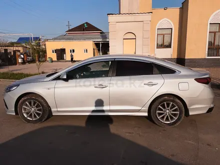 Hyundai Sonata 2019 года за 8 000 000 тг. в Алматы – фото 12