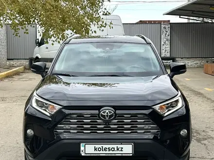 Toyota RAV4 2020 года за 17 800 000 тг. в Актау – фото 3