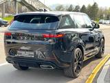 Land Rover Range Rover Sport 2023 годаүшін88 000 000 тг. в Алматы – фото 2