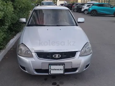 ВАЗ (Lada) Priora 2172 2010 года за 1 400 000 тг. в Астана