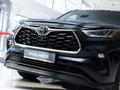 Toyota Highlander Luxe 2023 года за 39 000 000 тг. в Алматы – фото 4
