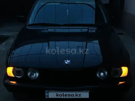 BMW 520 1991 года за 2 500 000 тг. в Шымкент