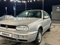 Volkswagen Golf 1997 года за 1 200 000 тг. в Астана – фото 2