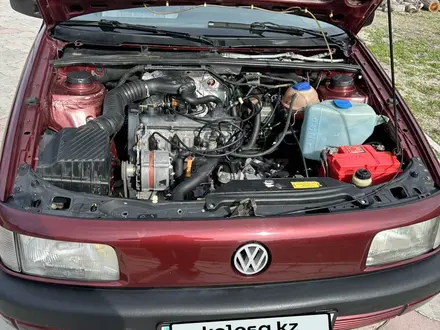 Volkswagen Passat 1993 года за 2 300 000 тг. в Тараз – фото 18