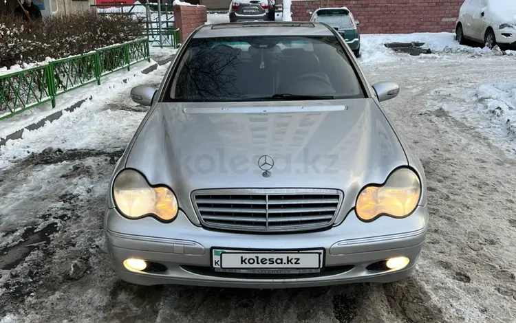 Mercedes-Benz C 240 2002 года за 3 250 000 тг. в Алматы