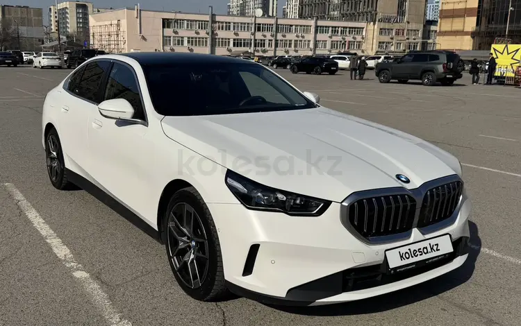 BMW 520 2023 года за 30 300 000 тг. в Алматы