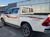 Toyota Hilux 2023 года за 18 500 000 тг. в Атырау – фото 4