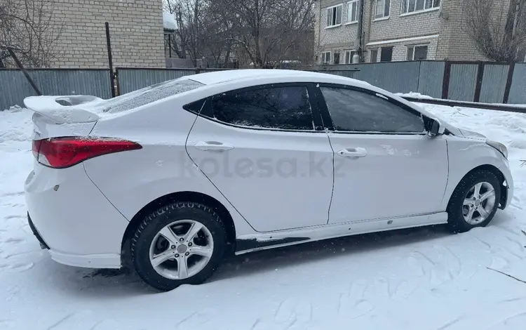 Hyundai Elantra 2012 года за 4 350 000 тг. в Актобе