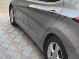 Hyundai Elantra 2015 годаүшін3 900 000 тг. в Атырау – фото 4